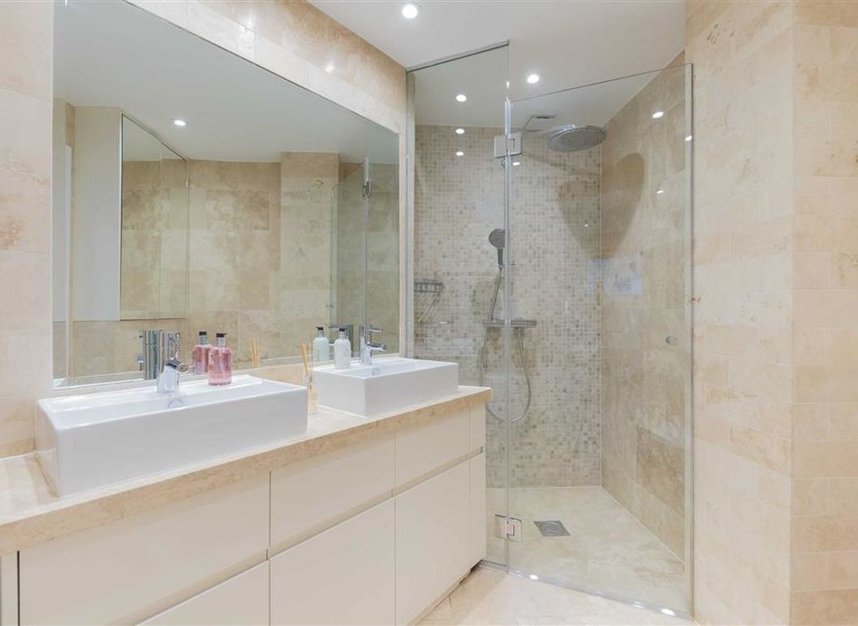 Flat to rent in Onslow Gardens, London, SW7 (Ref 188240) Dexters