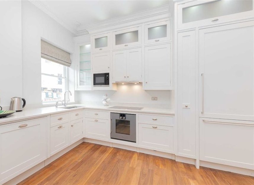 Flat to rent in Onslow Gardens, London, SW7 (Ref 188240) Dexters