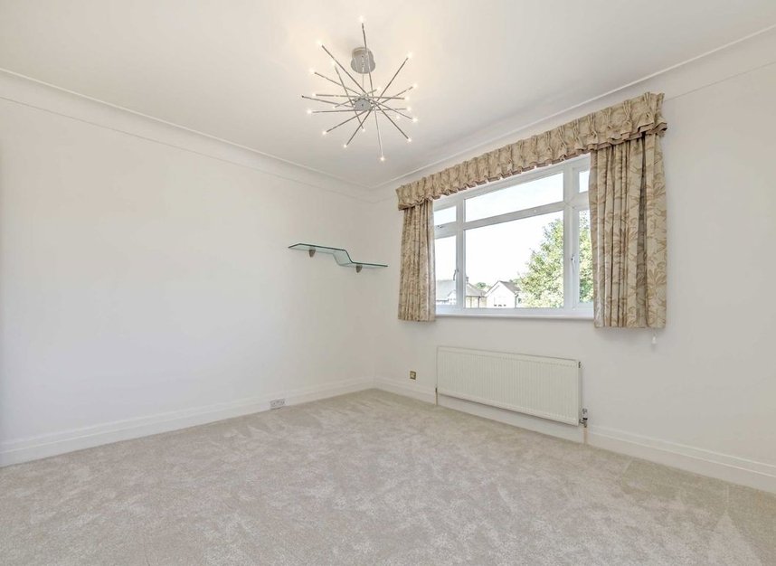 Properties to let in Orchard Rise - KT2 7EY view6