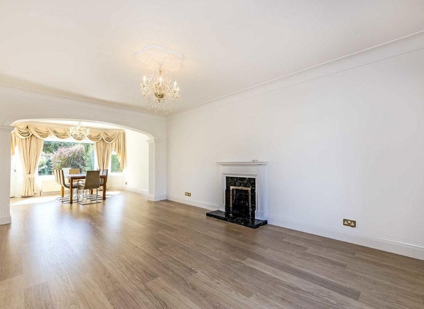 Properties to let in Orchard Rise - KT2 7EY view2
