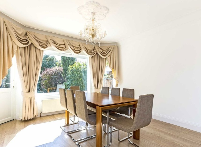 Properties to let in Orchard Rise - KT2 7EY view3