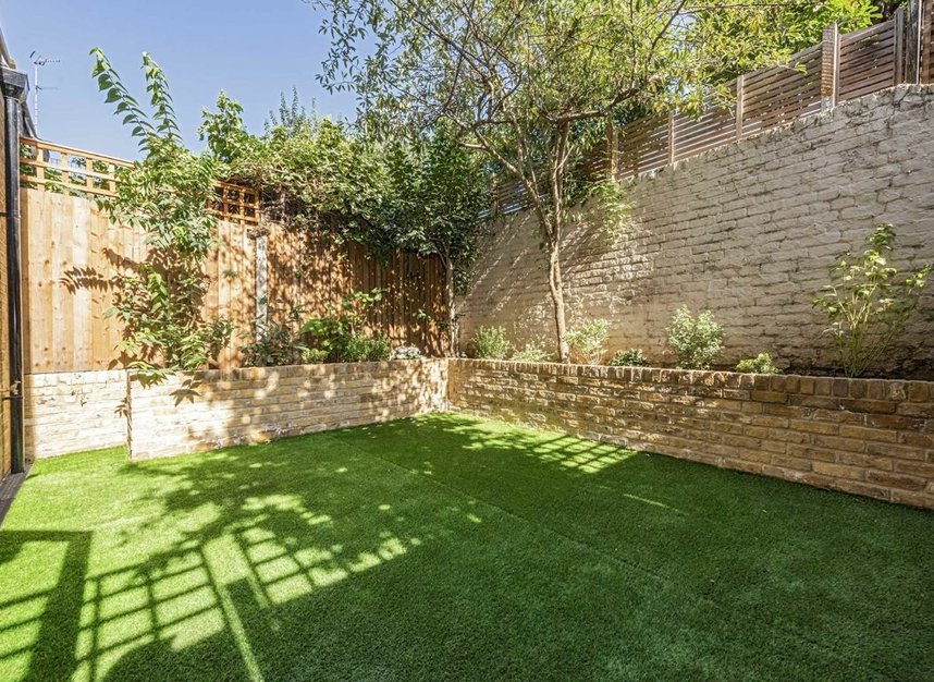 Properties let in Overstone Road - W6 0AB view3