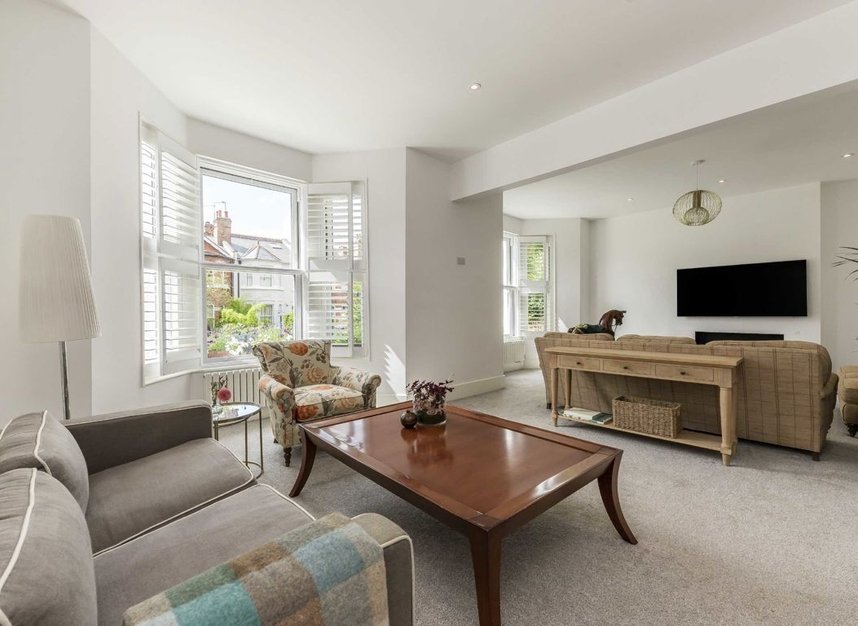 Properties let in Oxford Road South - W4 3DH view2
