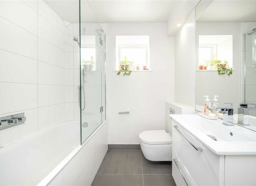 Properties let in Palfrey Place - SW8 1AR view7