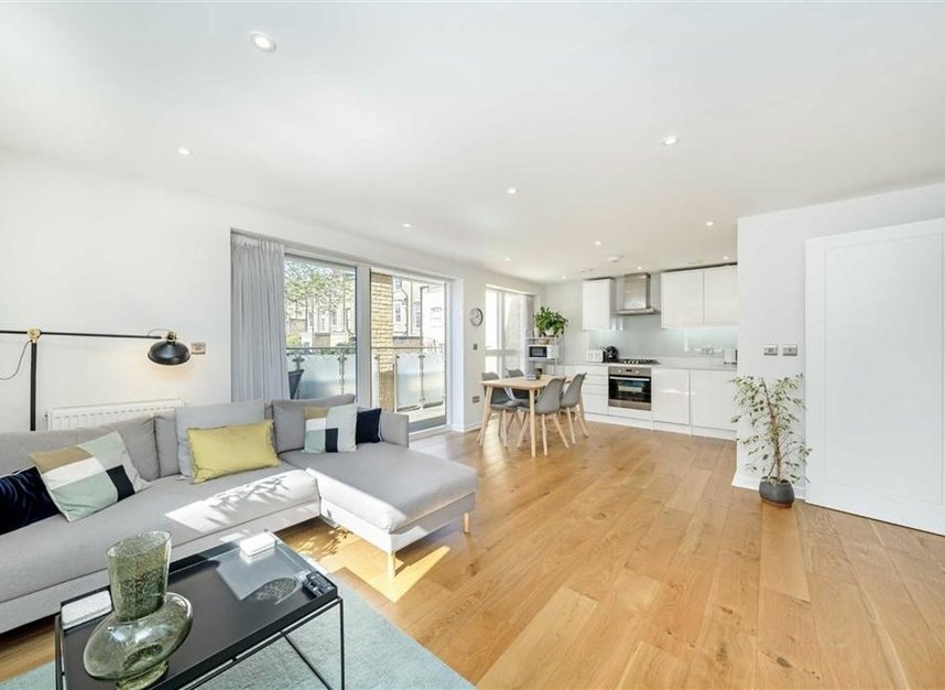 Properties let in Palfrey Place - SW8 1AR view2