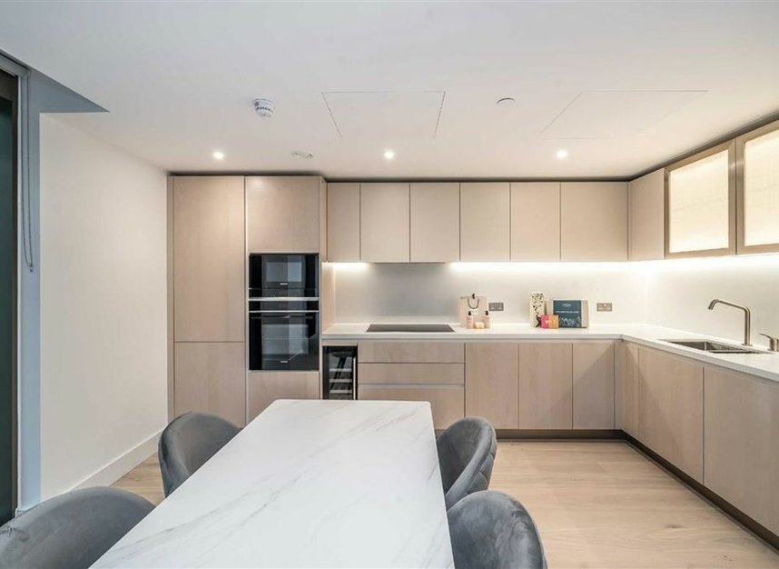 Properties let in Palmer Road - SW11 4GD view3