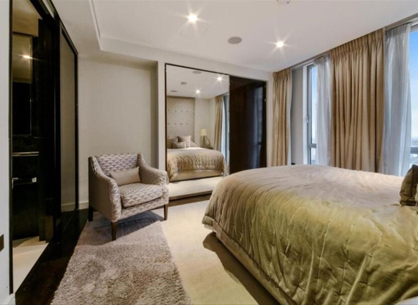 Properties to let in Pan Peninsula Square - E14 9HL view3