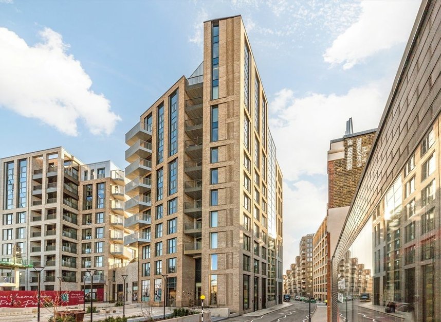 Properties let in Paragon Square - WC1X 0BY view1