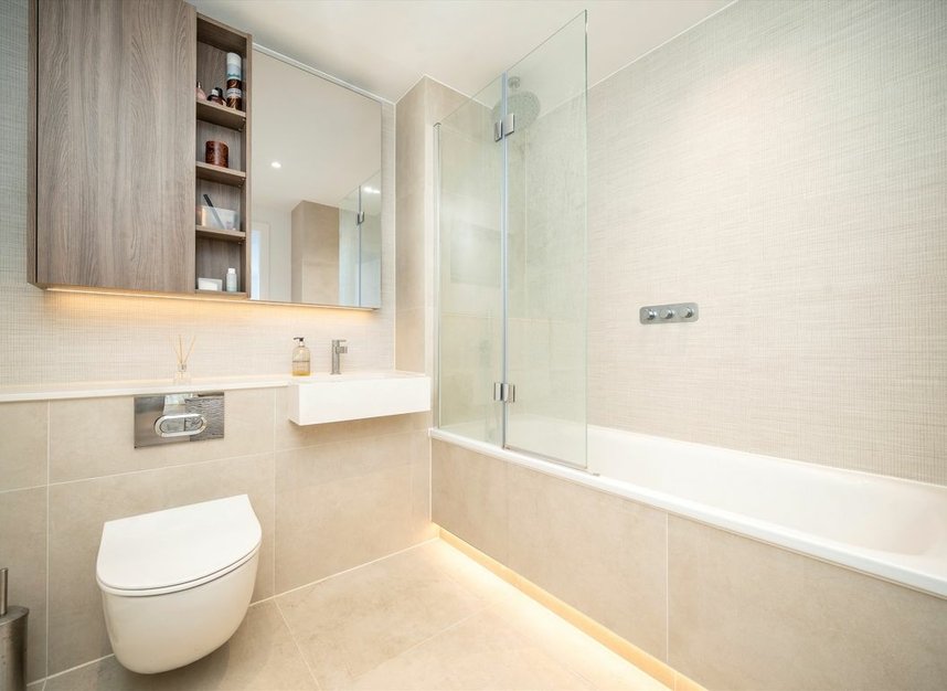 Properties let in Paragon Square - WC1X 0BY view6
