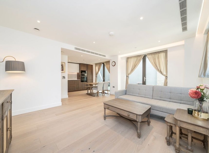 Properties let in Paragon Square - WC1X 0BY view2