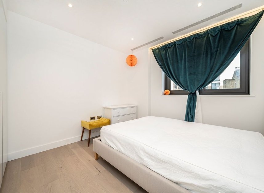 Properties let in Paragon Square - WC1X 0BY view6