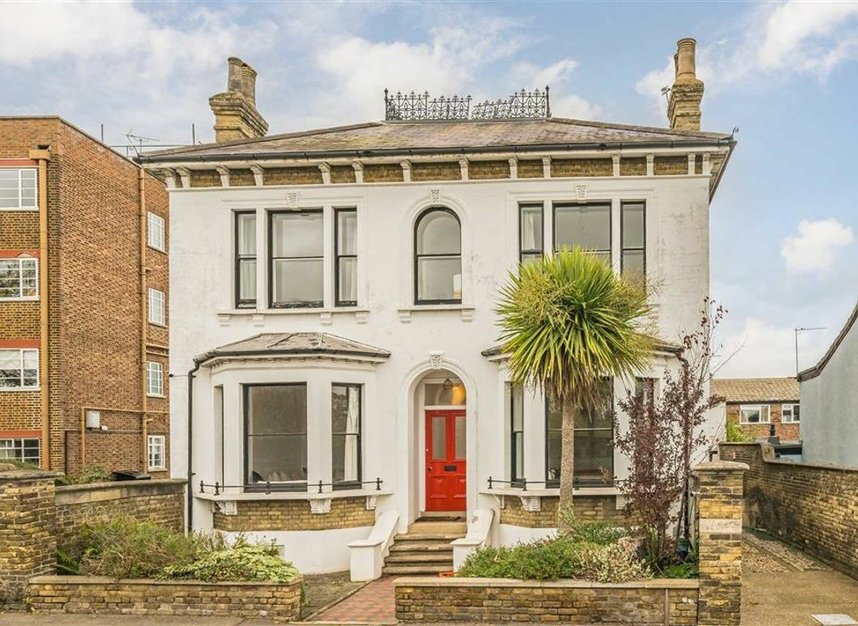 Properties let in Park Road - KT1 4AY view1