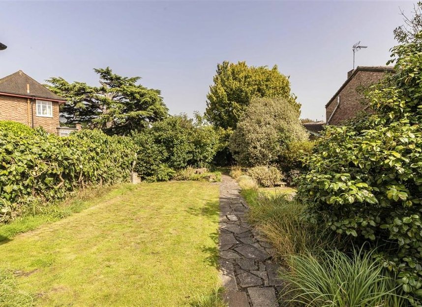 Properties let in Park Road - KT1 4AY view8