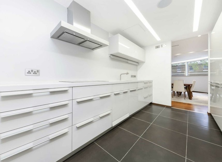 Properties to let in Park Road - NW8 7EA view5