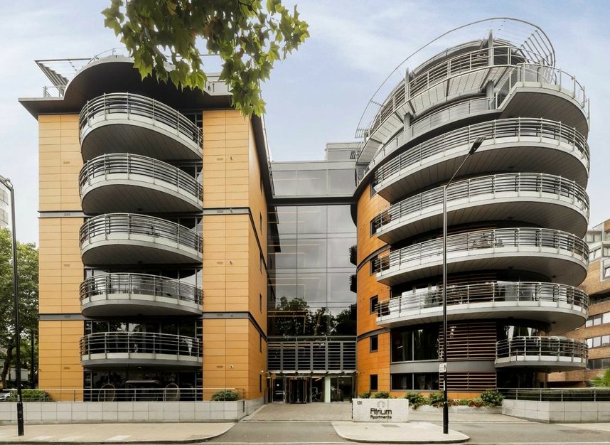 Properties to let in Park Road - NW8 7EA view1