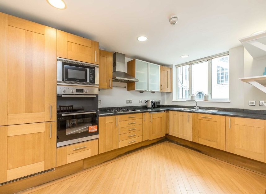 Properties let in Park Street - W1K 7JB view4