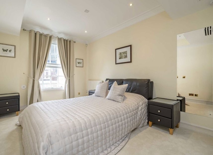 Properties let in Park Street - W1K 7JB view6