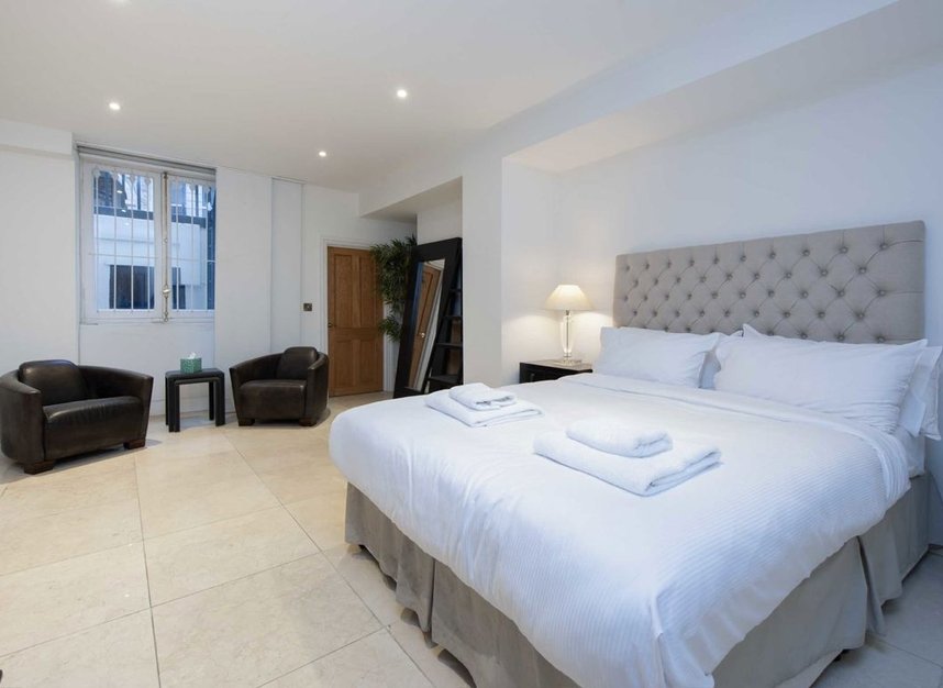Properties to let in Park Street - W1K 2JN view7