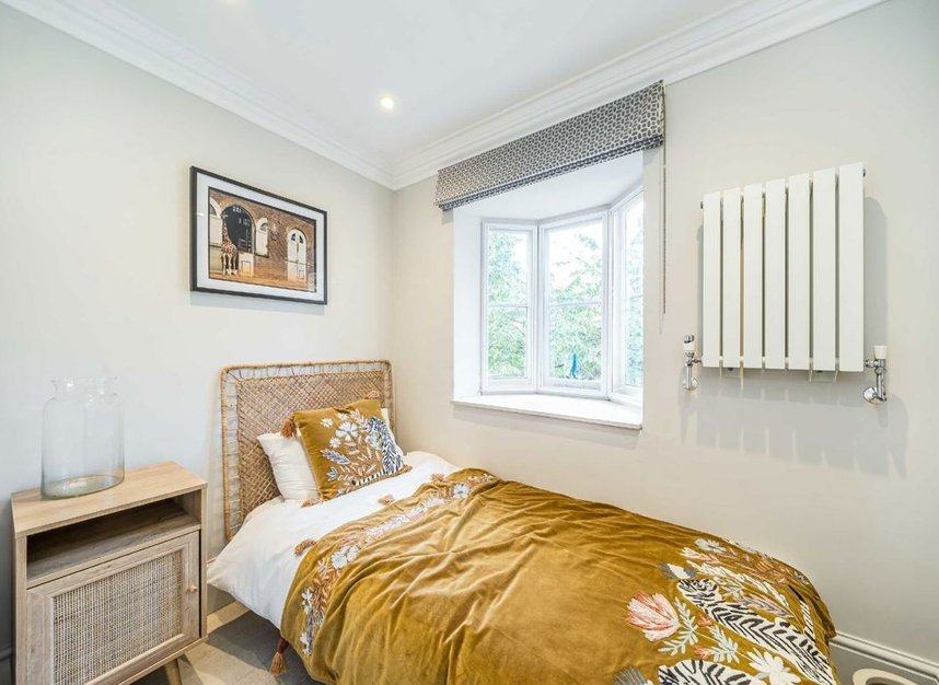 Properties to let in Park Village West - NW1 4AE view11