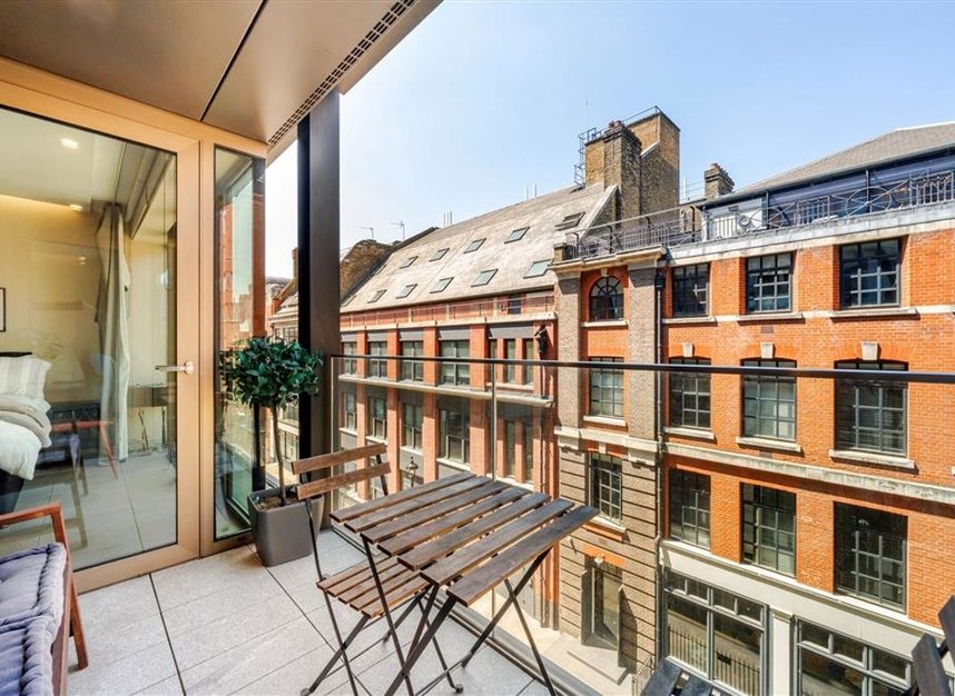 Properties to let in Pearson Square - W1T 3BQ view7