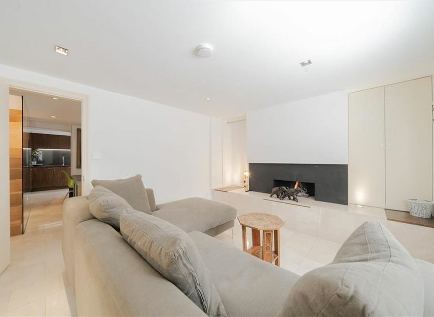 Properties to let in Pelham Street - SW7 2NJ view9