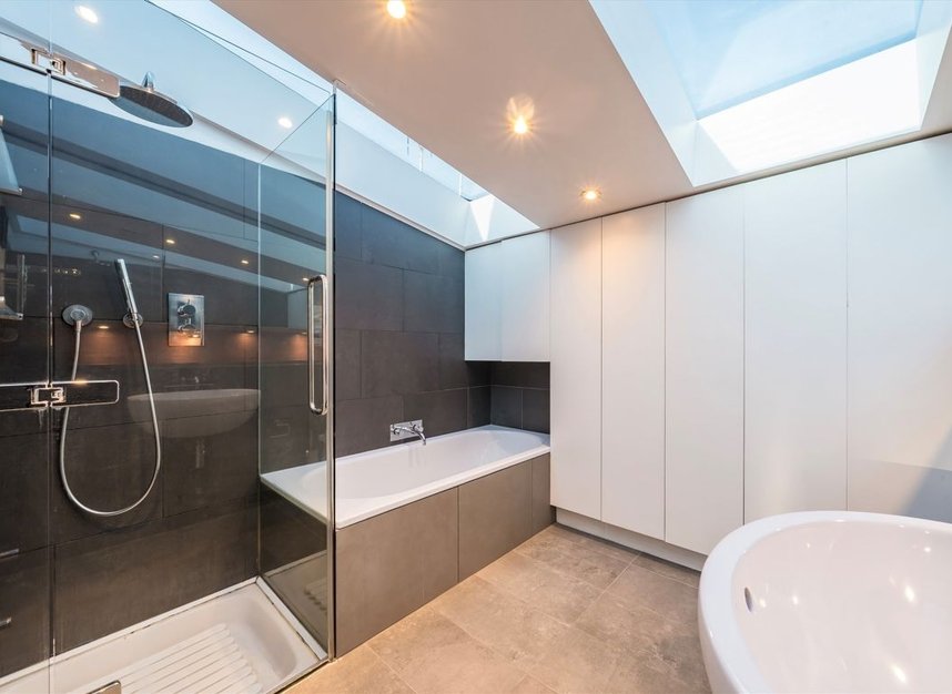 Properties to let in Pembroke Mews - W8 6ER view5