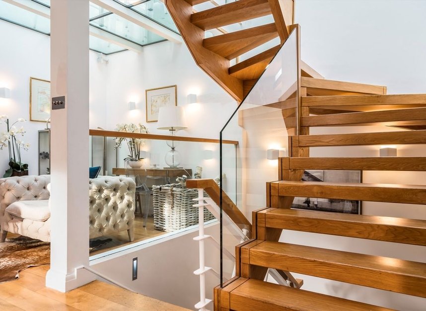 Properties to let in Pembroke Mews - W8 6ER view6