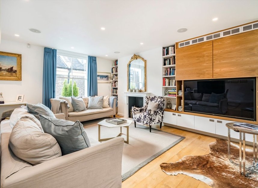 Properties to let in Pembroke Mews - W8 6ER view2