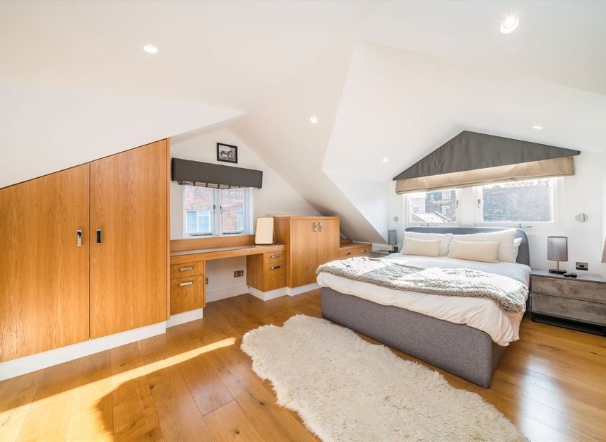 Properties to let in Pembroke Mews - W8 6ER view4
