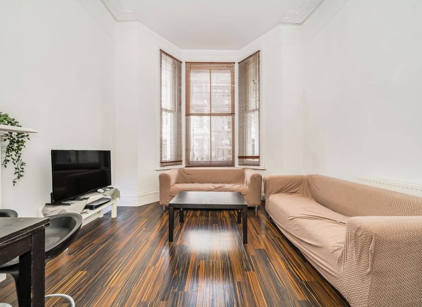 Properties to let in Perham Road - W14 9SR view3