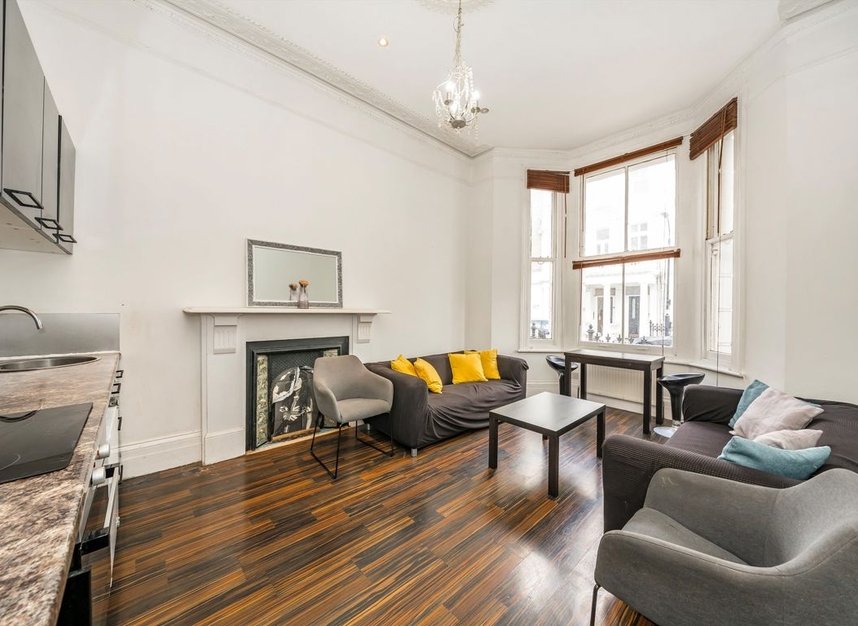 Properties to let in Perham Road - W14 9SR view1