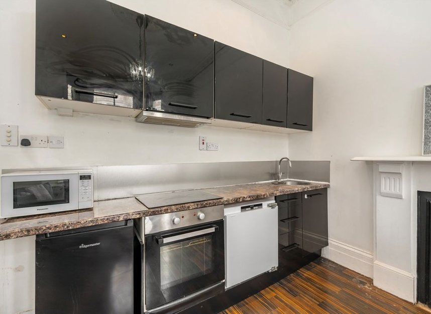 Properties to let in Perham Road - W14 9SR view2