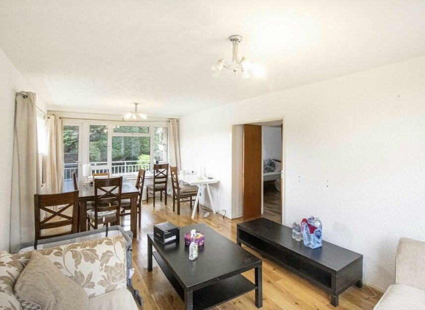 Properties let in Perivale Lane - UB6 8TN view3