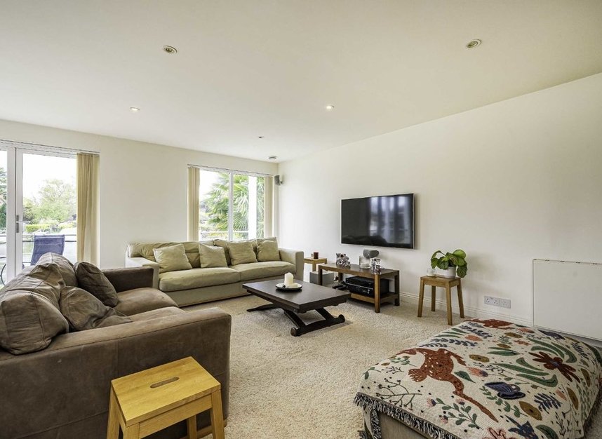 House detached to rent in Pharaohs Island, Shepperton, TW17 (Ref