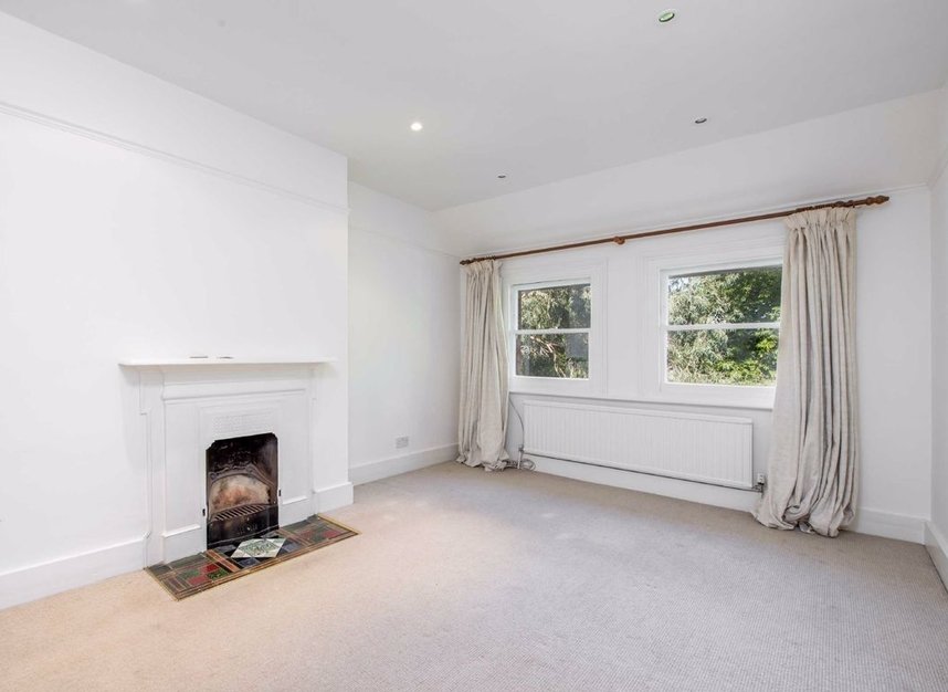Properties let in Platts Lane - NW3 7NP view10