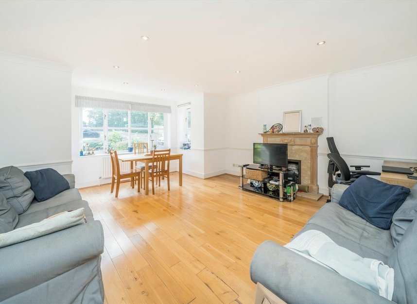 Properties let in Platts Lane - NW3 7NR view2