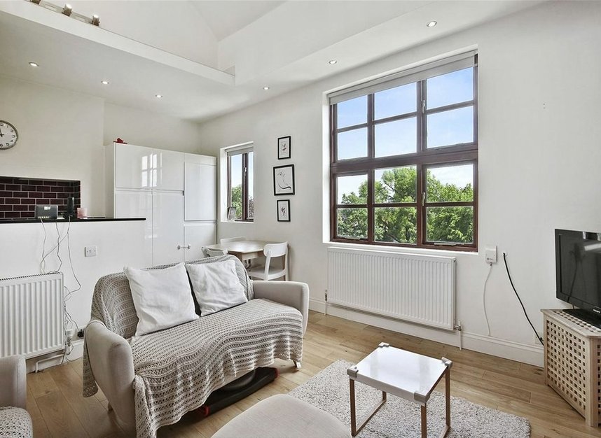 Properties let in Pleshey Road - N7 0RA view12