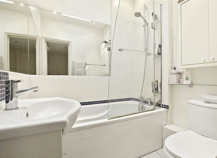 Properties let in Pleshey Road - N7 0RA view6