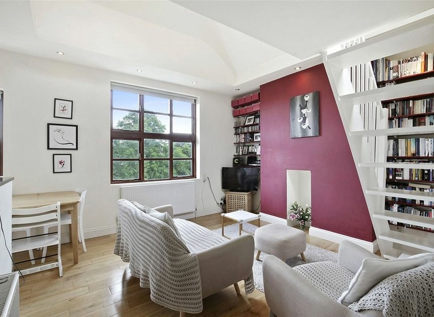 Properties let in Pleshey Road - N7 0RA view2