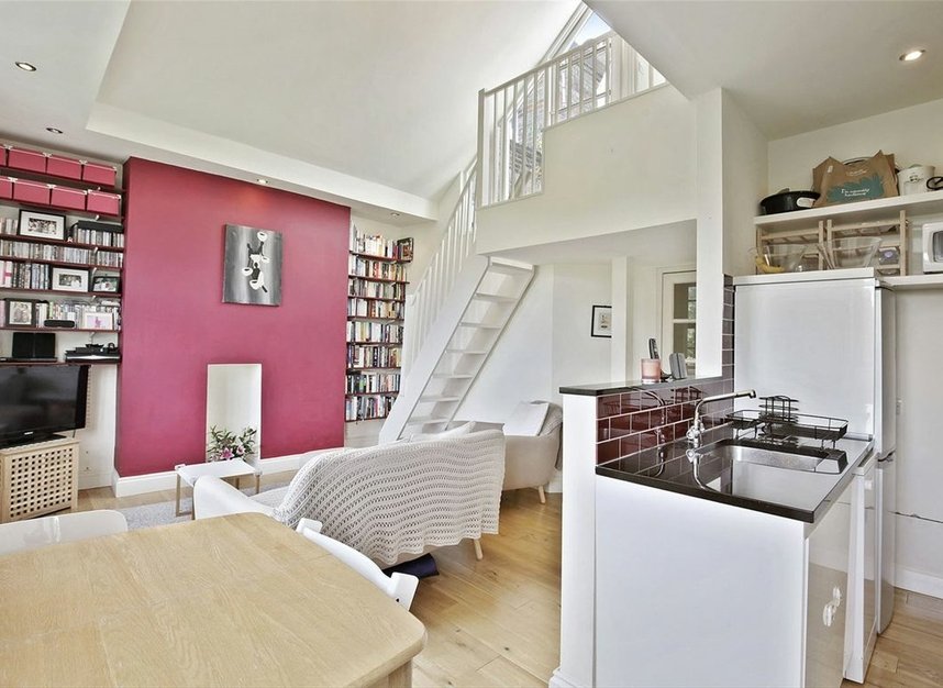 Properties let in Pleshey Road - N7 0RA view9