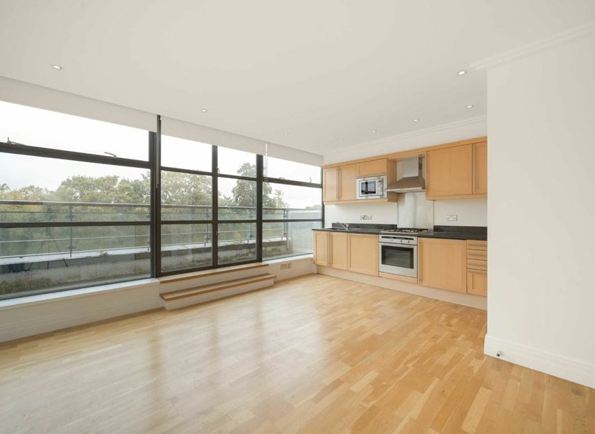 Properties to let in Point Wharf Lane - TW8 0DD view2