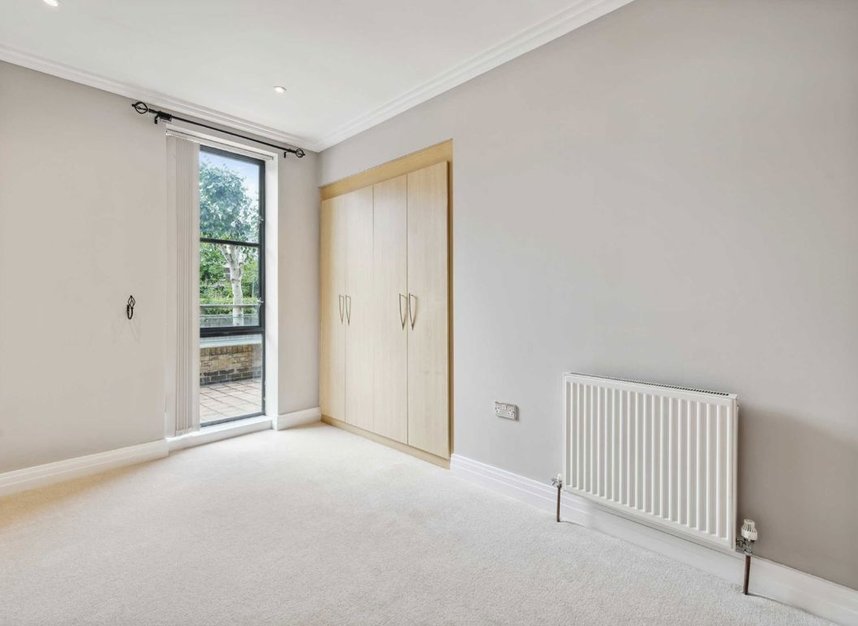 Properties let in Point Wharf Lane - TW8 0EA view4