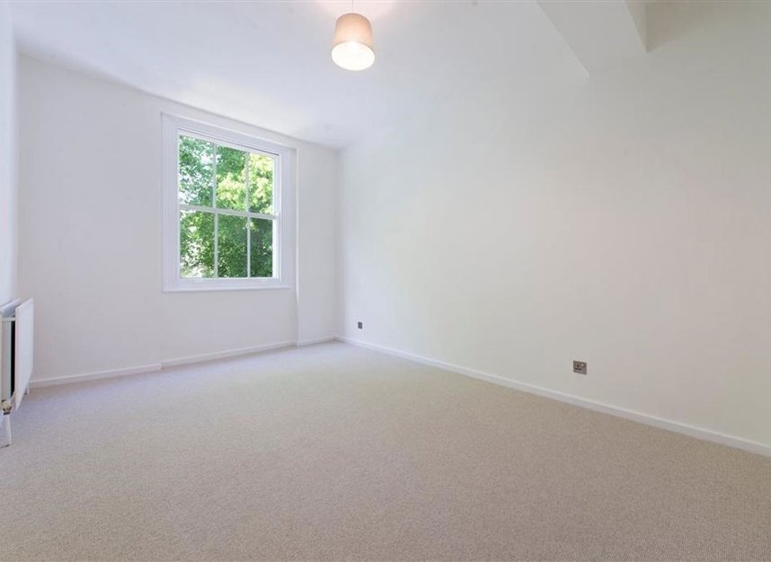 Properties let in Porchester Square - W2 6AS view5