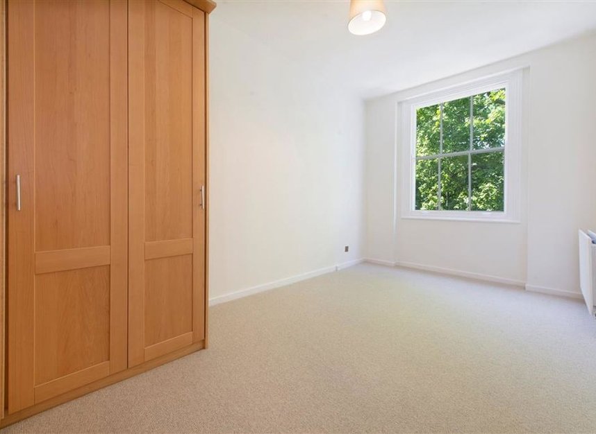 Properties let in Porchester Square - W2 6AS view4