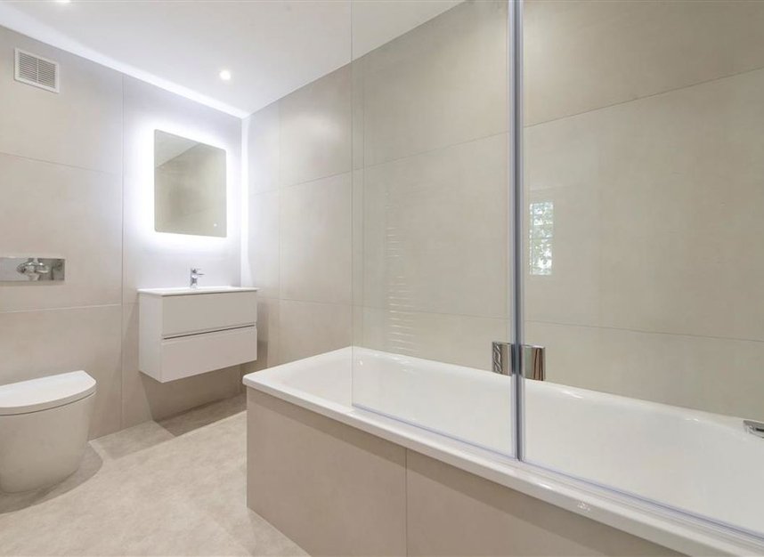 Properties let in Porchester Square - W2 6AS view6