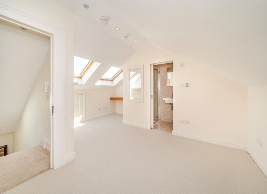 Properties to let in Powis Gardens - W11 1JG view7
