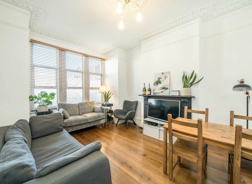 Properties let in Prideaux Road - SW9 9LH view2