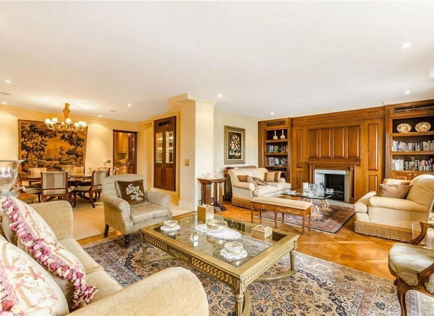 Properties to let in Princes Gate - SW7 1QL view1