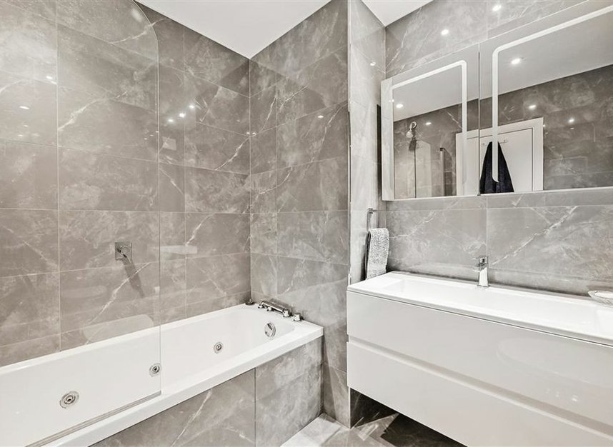 Properties to let in Queen's Gate - SW7 5JT view6
