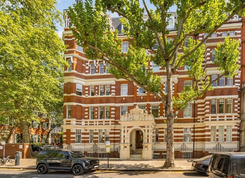 Properties to let in Queen's Gate - SW7 5HE view11